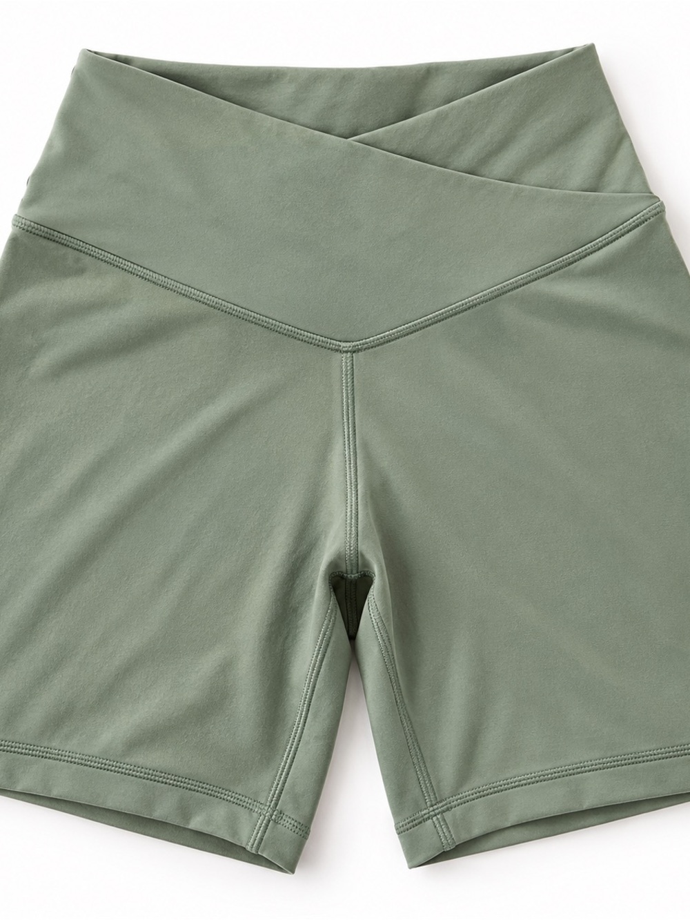 OFFLINE by Aerie Real Me Crossover 5” Bike Shorts Medium Green